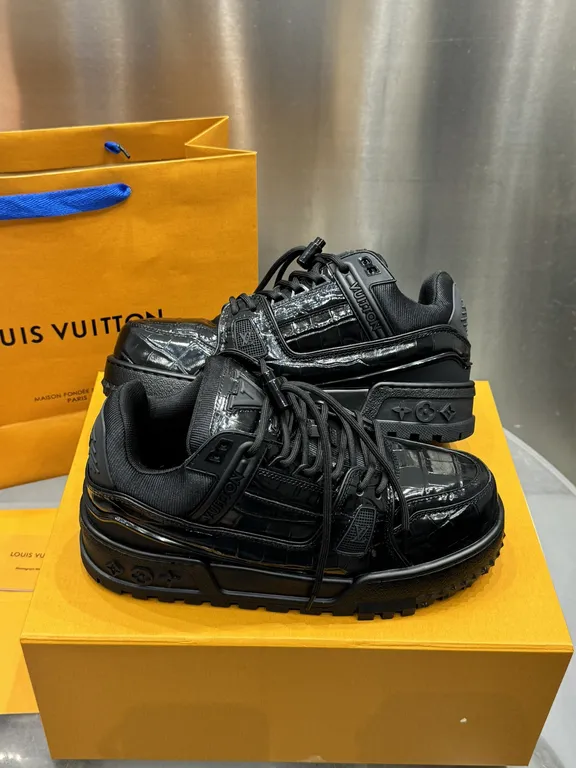 Louis Vuitton Shoe 